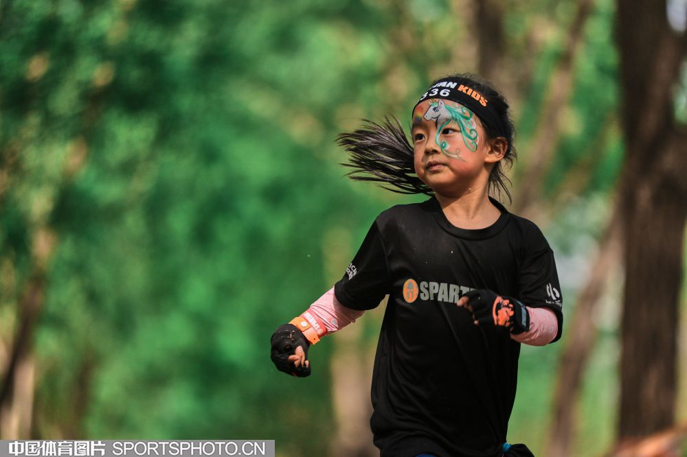 赢得比赛的 赢得比赛的